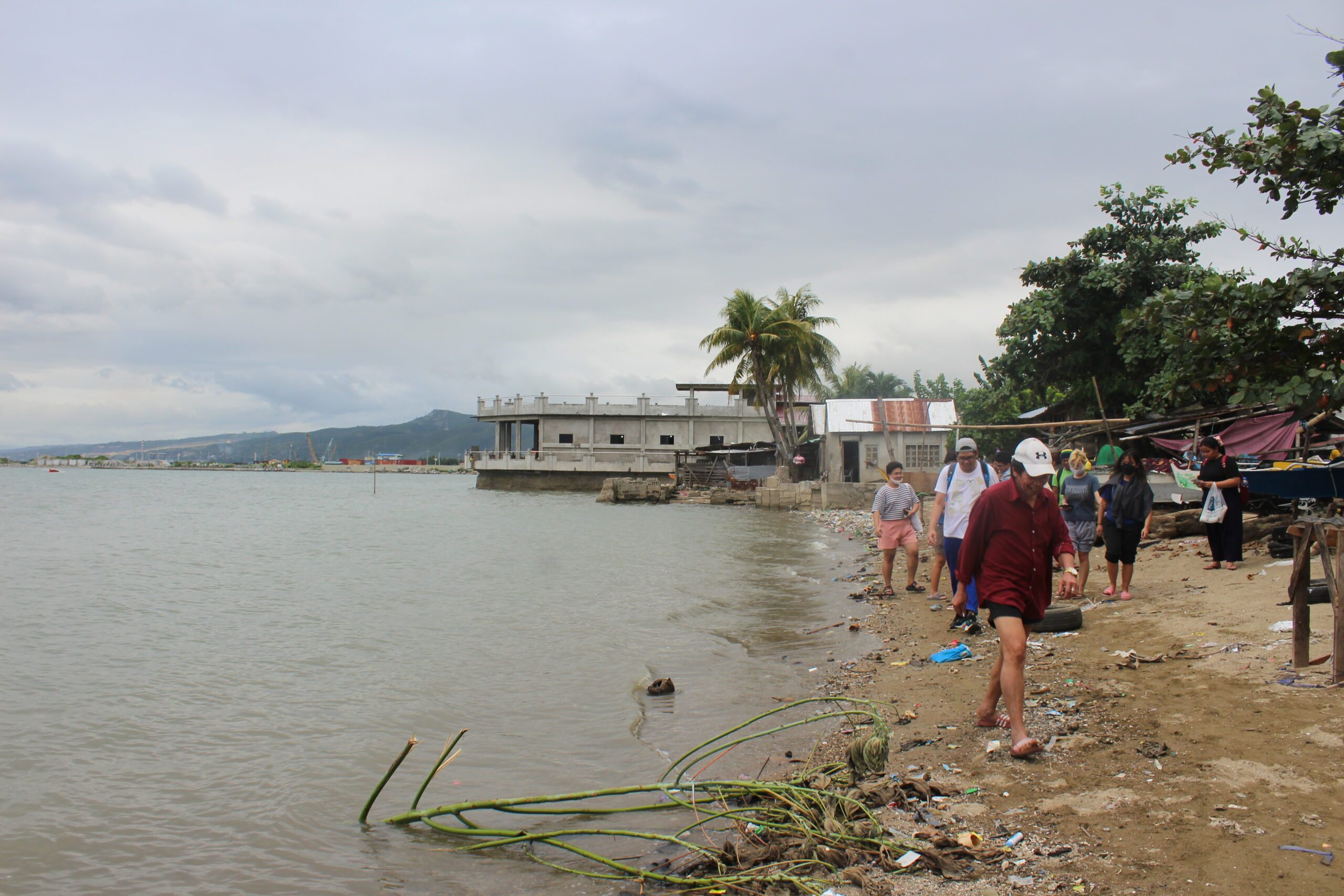 Reclamation threatens fisherfolk, residents’ homes in Minglanilla, Cebu