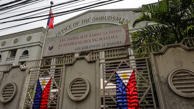 Ombudsman pushes graft case vs Duque, Lao over ‘irregular’ transfer of P41B for COVID-19 supplies