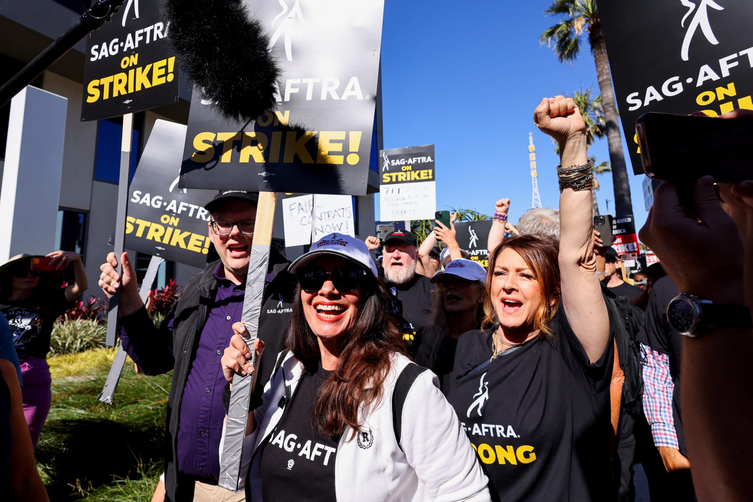 Striking actors reach tentative agreement with Hollywood studios to end strike