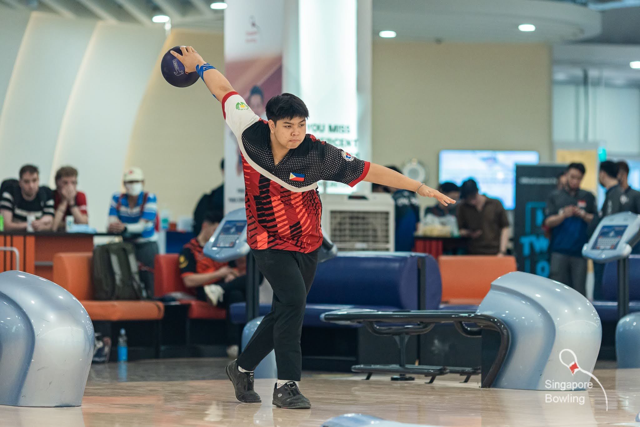 Teen bowling champ Zach Ramin hopes to strike more golds for PH