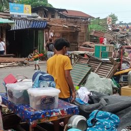 Demolition team destroys houses in Mati as court rules in favor of mayor’s family