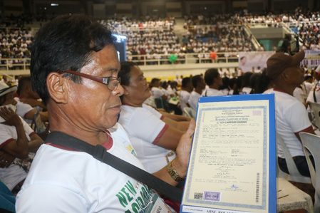 Zamboanga Peninsula farmers get land titles as Marcos signs new agrarian reform law 