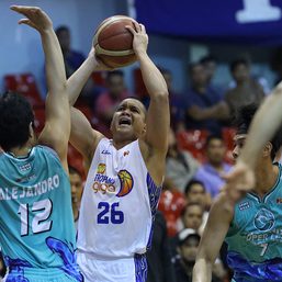 Vosotros delivers big hits as TNT outlasts Phoenix to snap winless streak