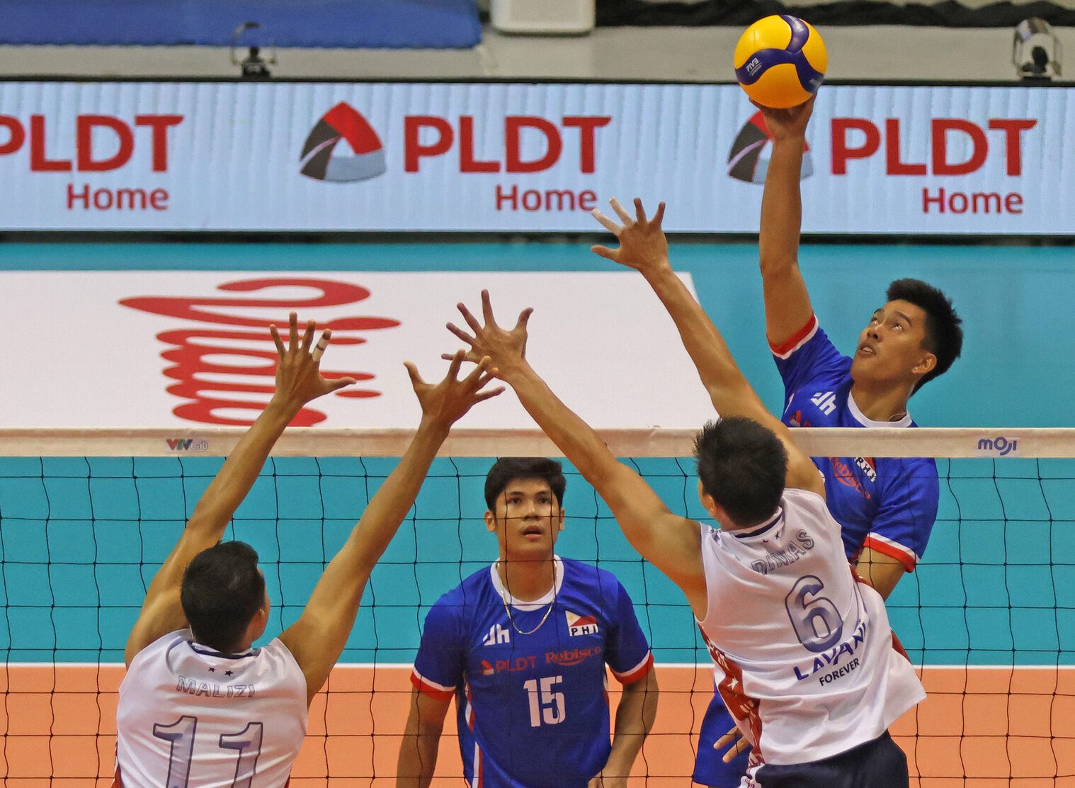 Bagunas, Espejo team up anew; PH drops 19th Asiad men’s volley debut to Indonesia