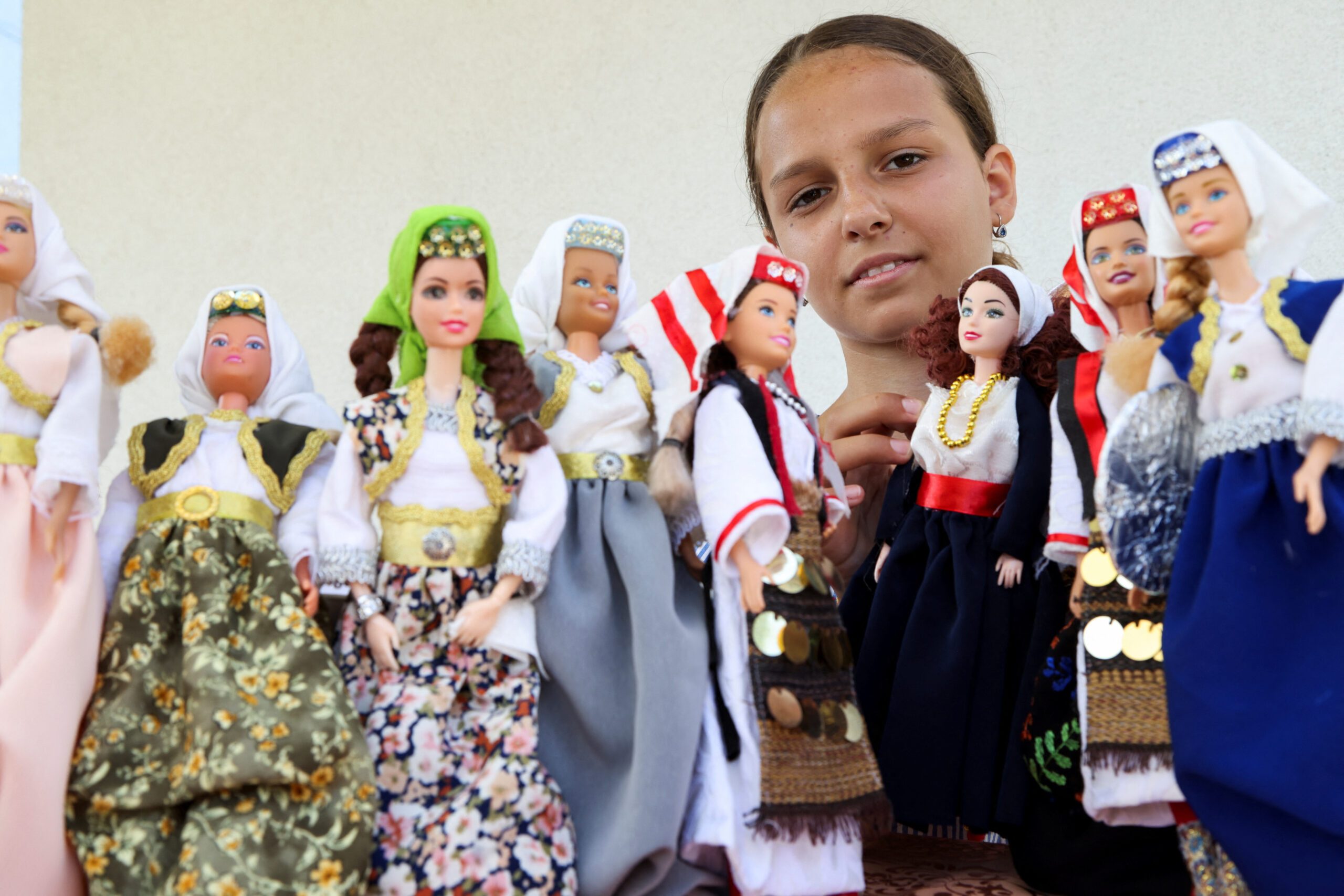 Bosenská dívka vytvoří „Folklore Barbie“, zatímco film získává nové fanoušky po celém světě