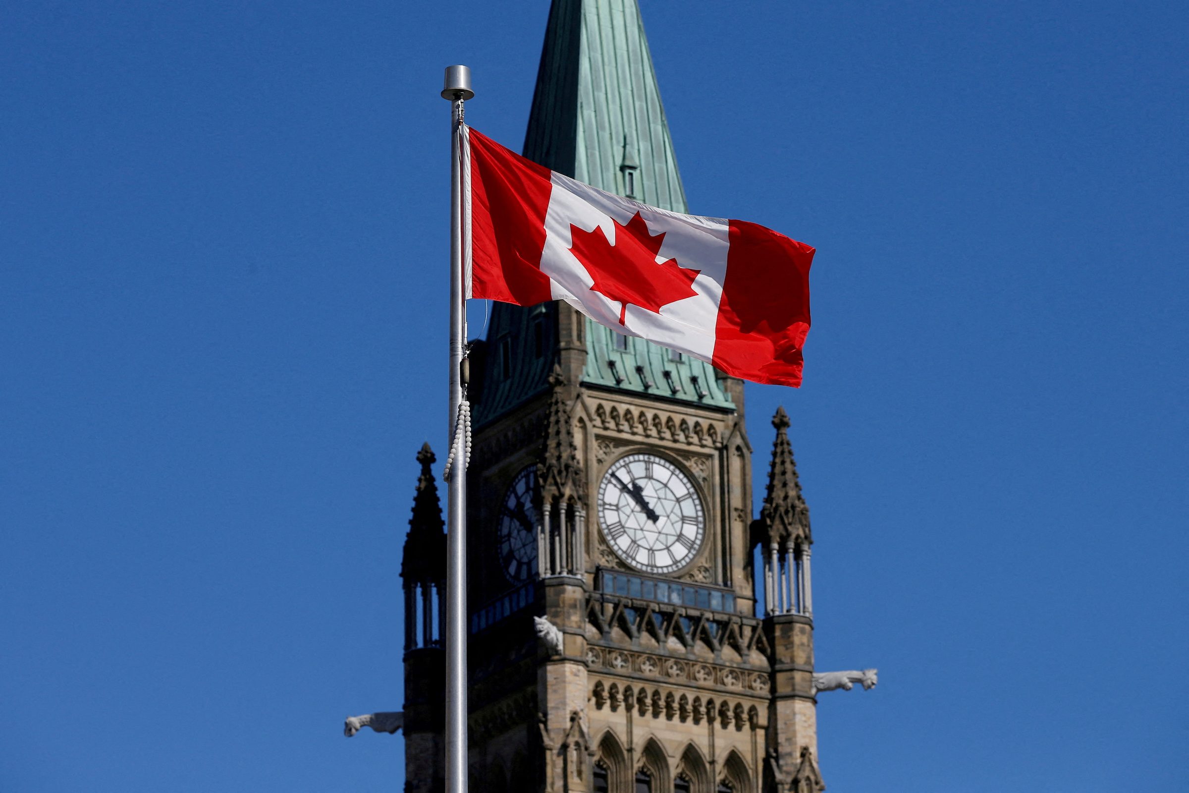 Canada, citing potential dangers, warns LGBTQ travelers of US risks
