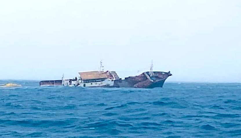 Oil spill control response activated as fishing vessel sinks off Batangas