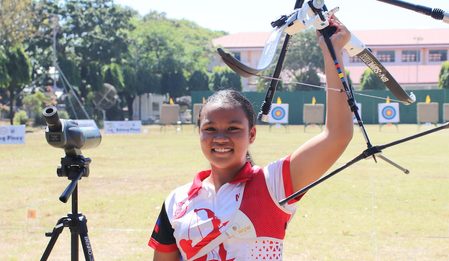 Record-breaking Dumaguete archer shines in Palarong Pambansa