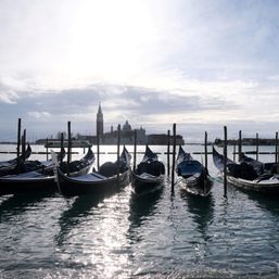Venice avoids being added to UNESCO list of endangered sites
