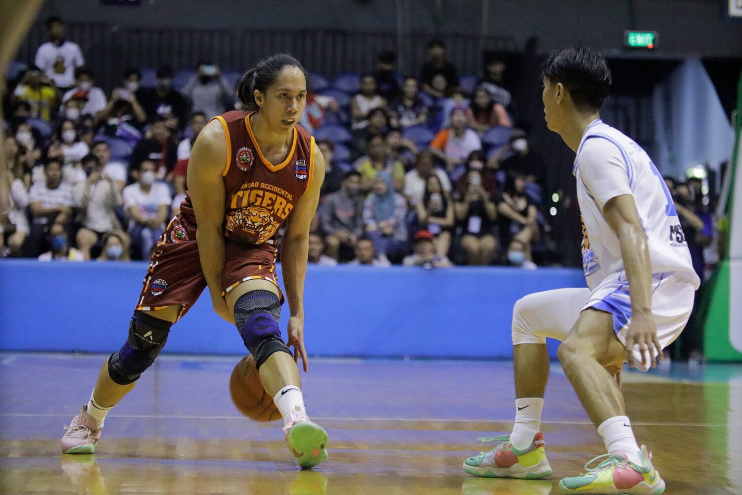 Social media star Kyt Jimenez inks two-year deal with San Miguel