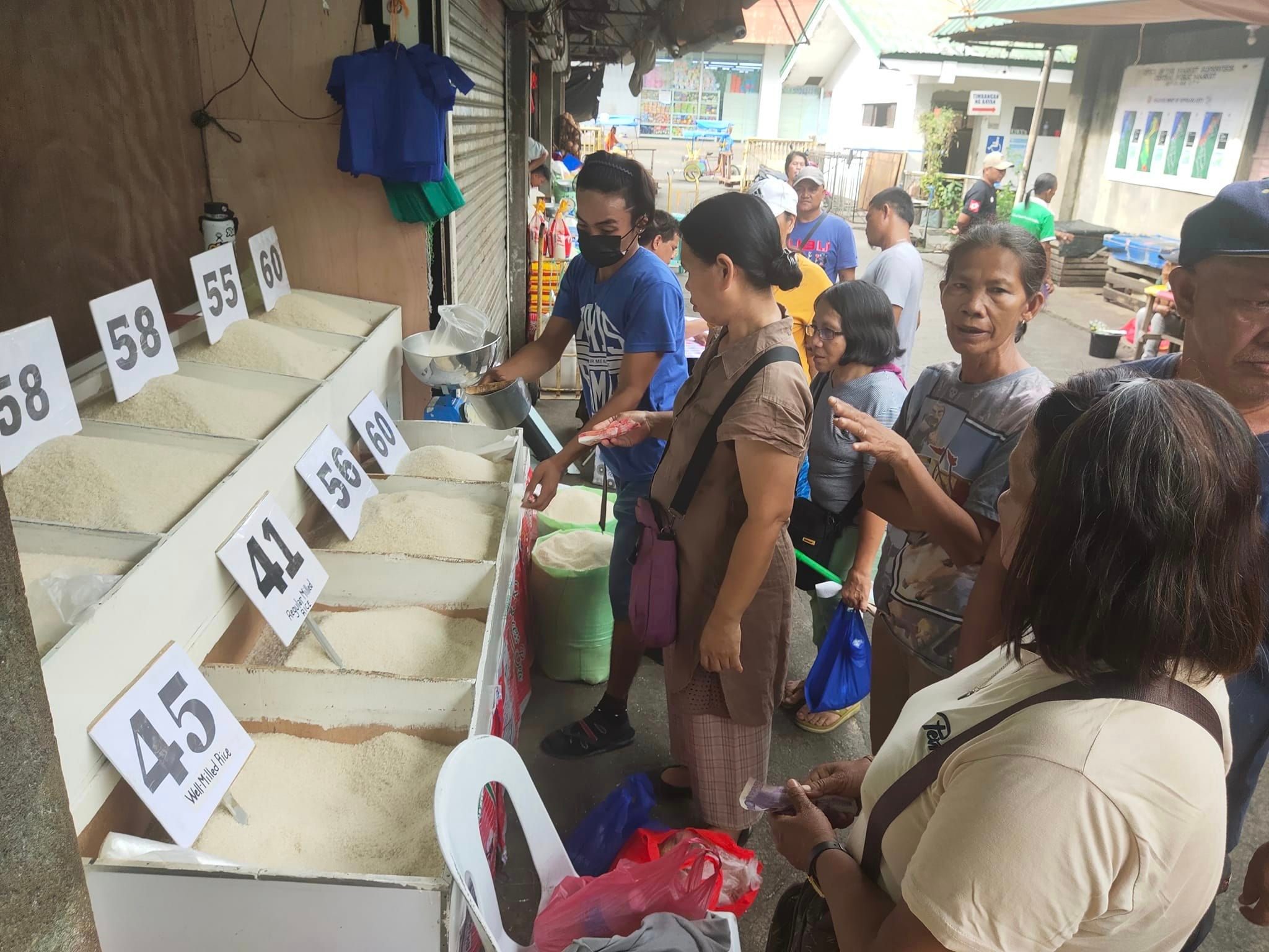 Dipolog retailers slash rice prices amid questions on Marcos order