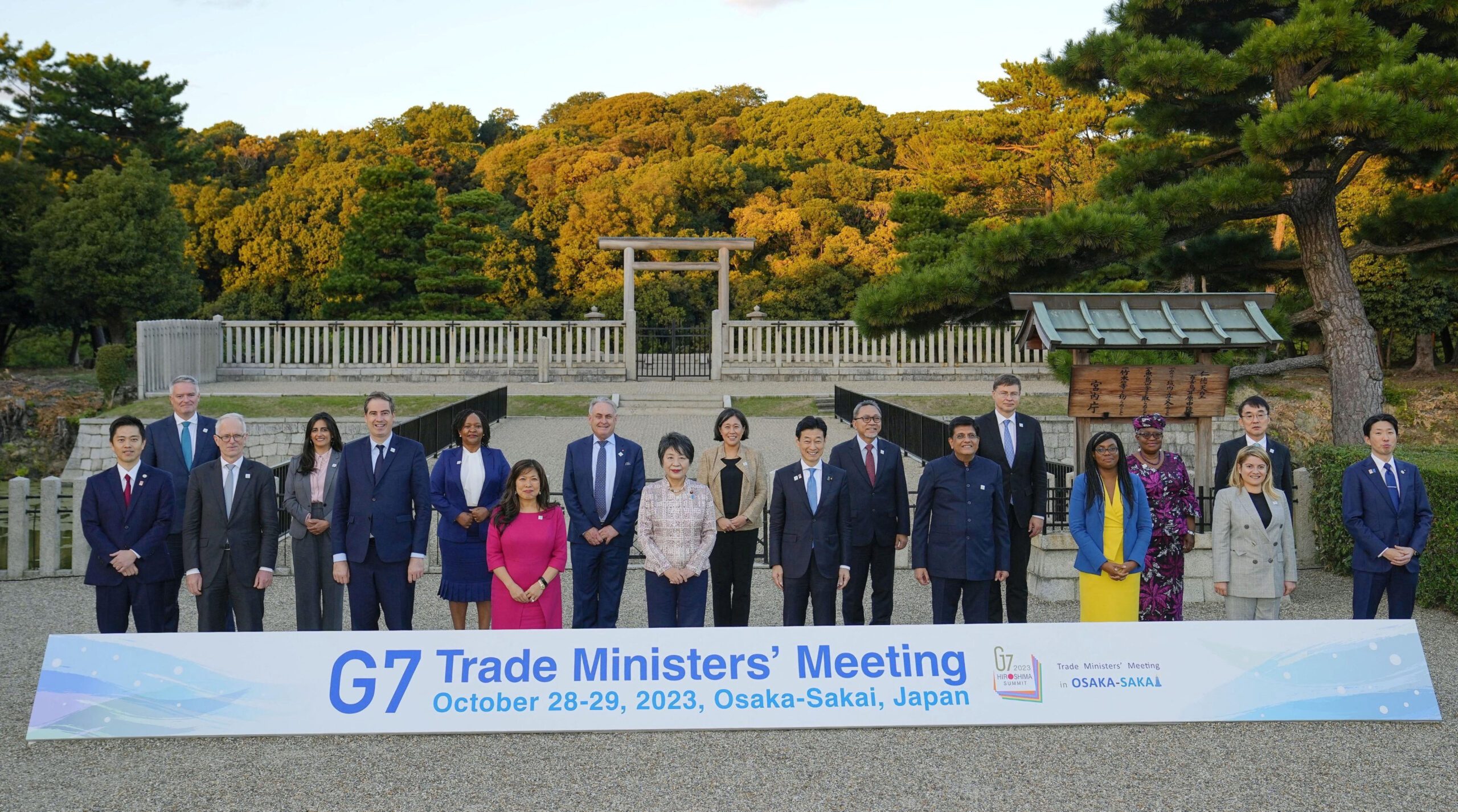 G7 calls for immediate repeal of bans on Japanese food, pressing China