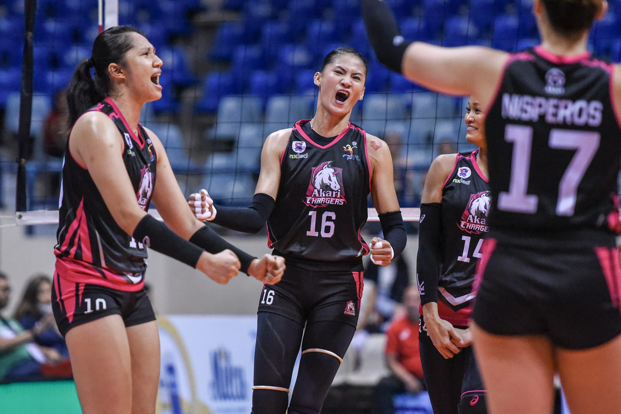 Dark horse Akari hands Chery first loss; F2, PLDT rout young NxLed, Farm Fresh