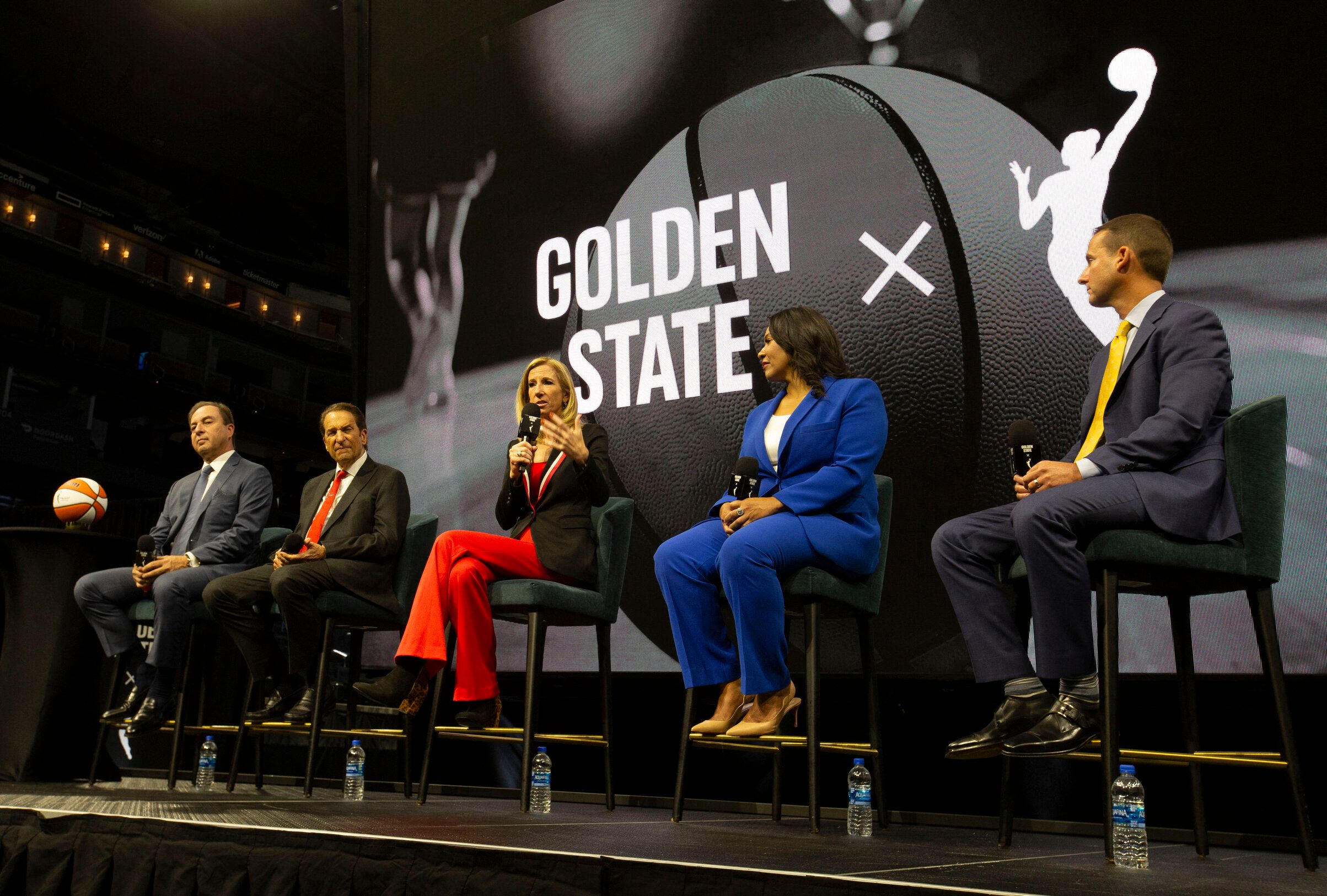 WNBA awards franchise to Golden State Warriors