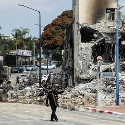 Israel markets sink, businesses shut after Hamas attack