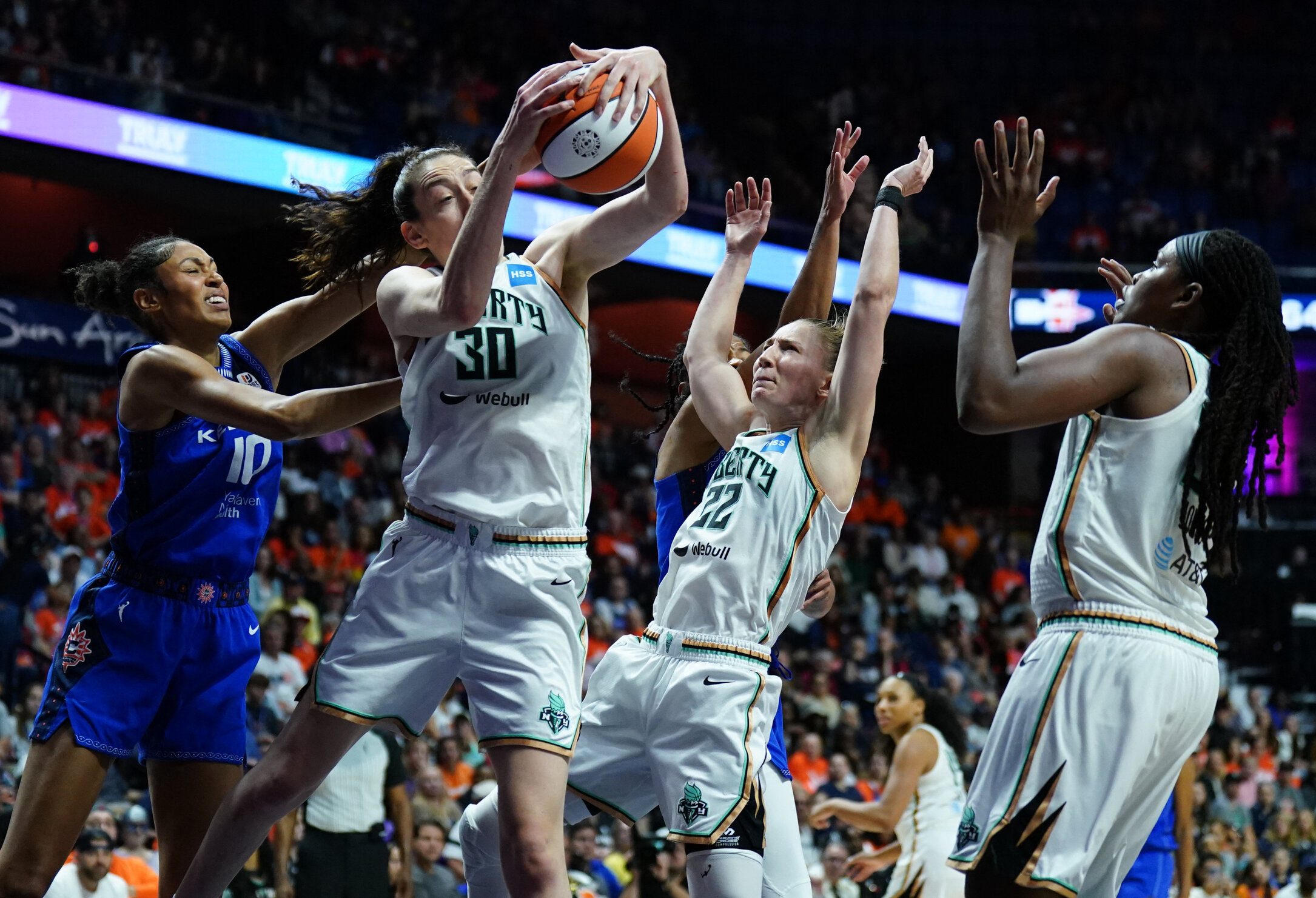WNBA championship features ‘superteam’ showdown for the ages