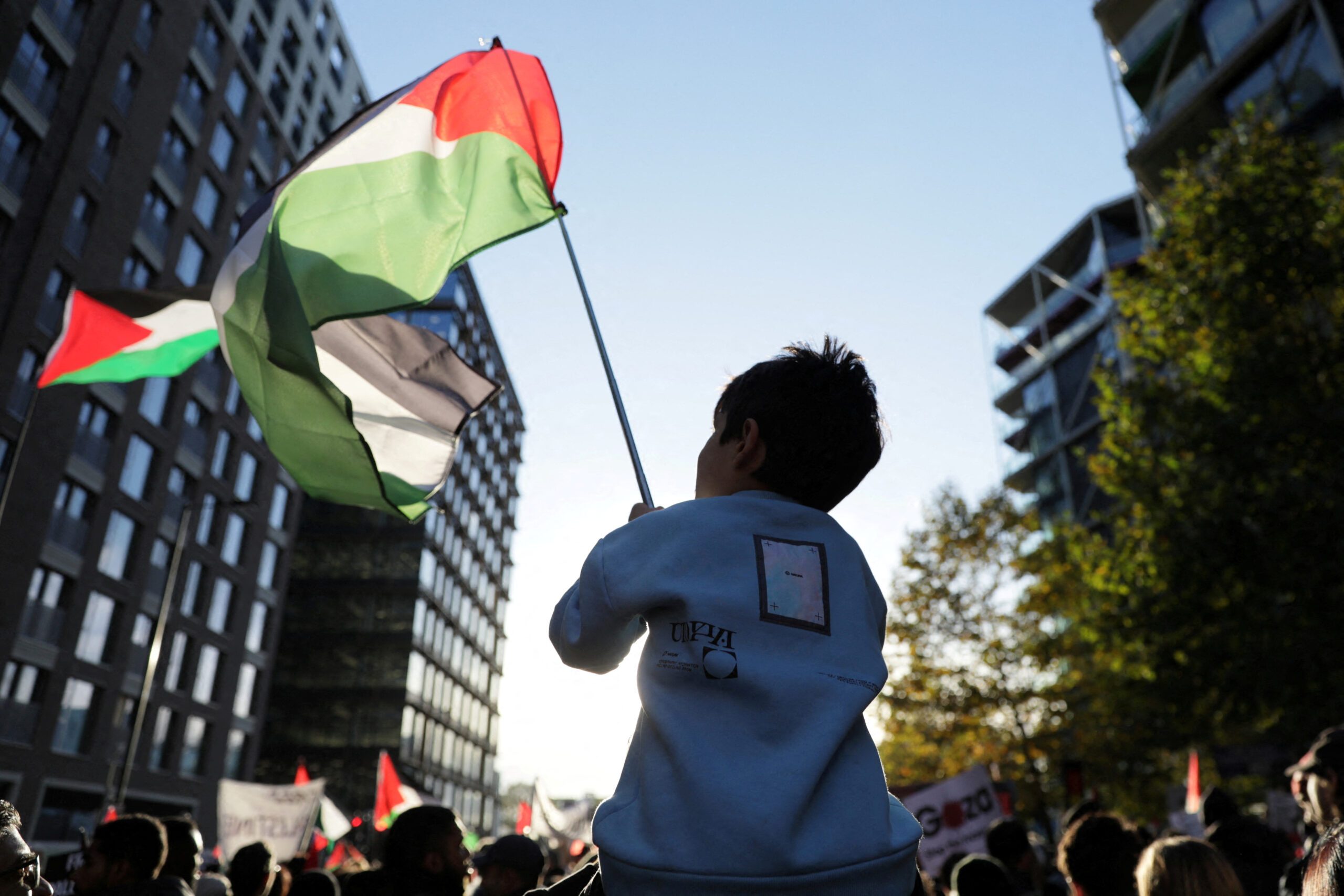 London police arrest over 120 as pro-Palestinian rally draws counter-protests