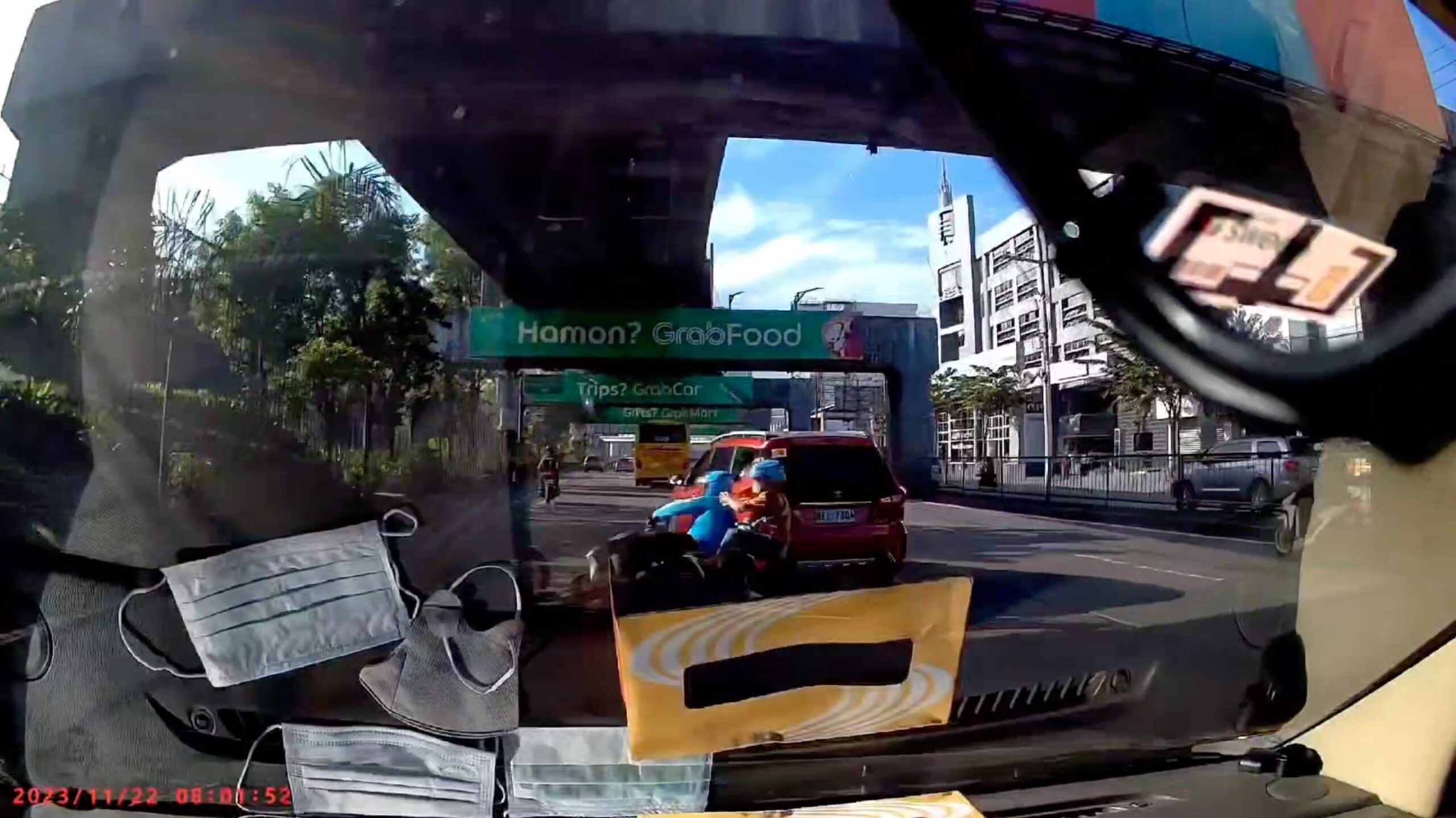 LTO goes after driver who sideswiped Angkas rider, passenger