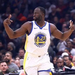 When Stephen Curry sits, Draymond Green often gets ejected