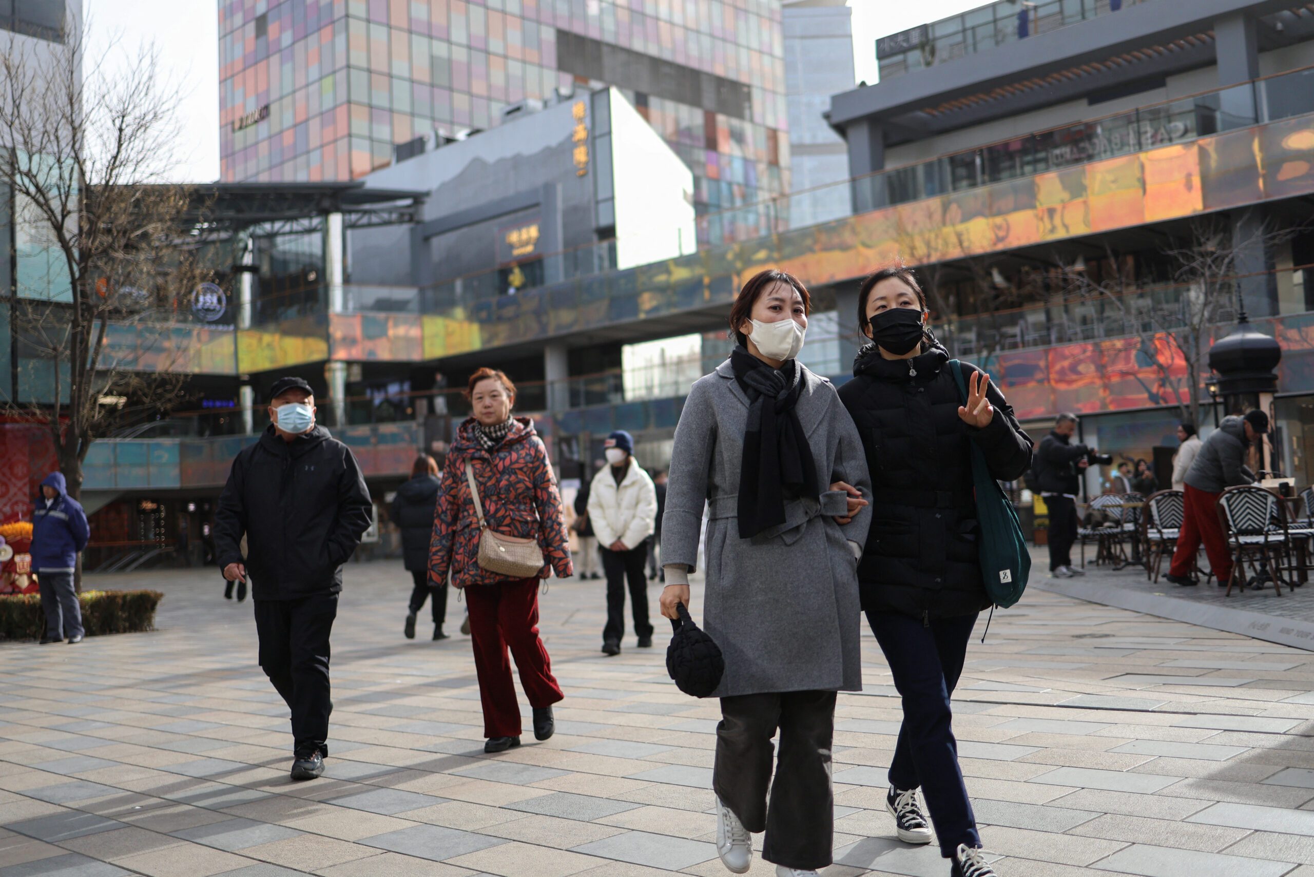 Fog, haze in China as New Year travelers brace for potential disruptions