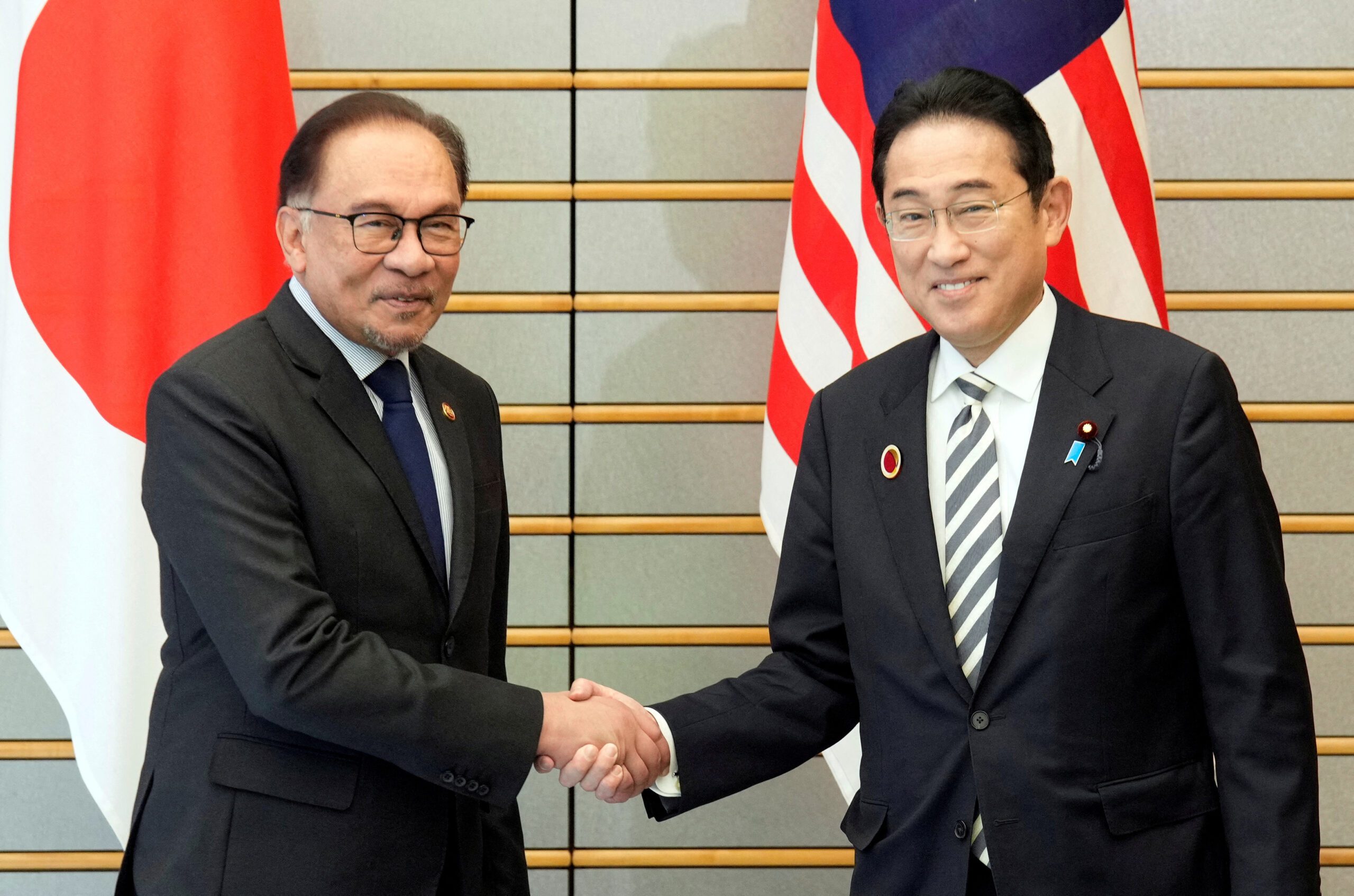 Japan and Malaysia sign $2.8-M maritime security assistance deal