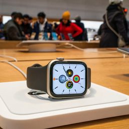 Apple can temporarily sell smartwatches after US appeals court win