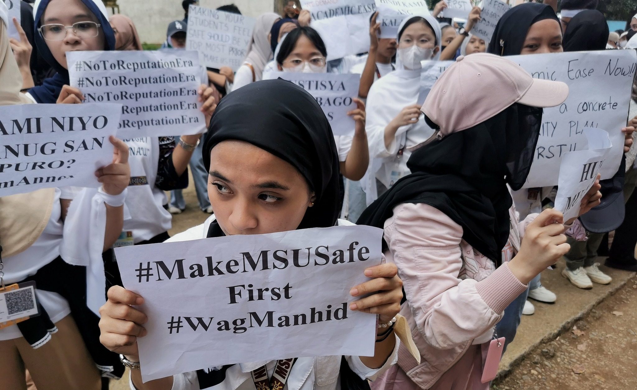 Hundreds of MSU students protest resumption of classes a week after bombing