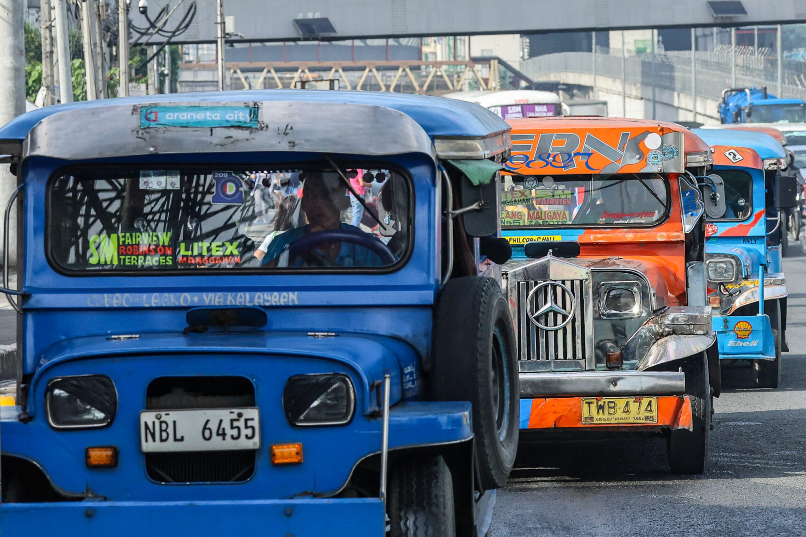 Jeepney drivers fight Marcos’ ‘unjust’ modernization push as deadline nears