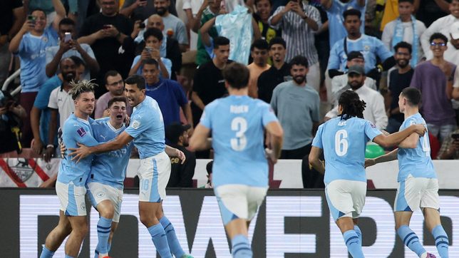 Manchester City claims 5th title of year, drubs Fluminense for Club World Cup