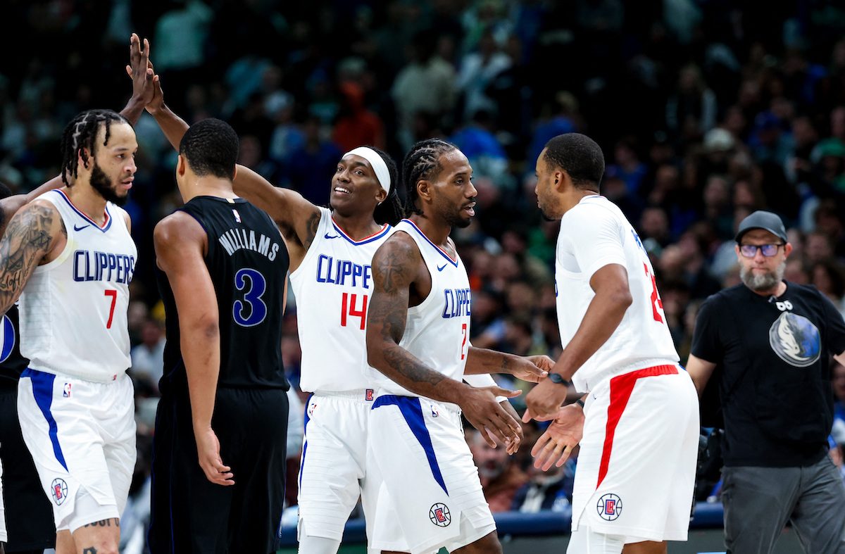 Clippers best Mavericks for 9th consecutive win