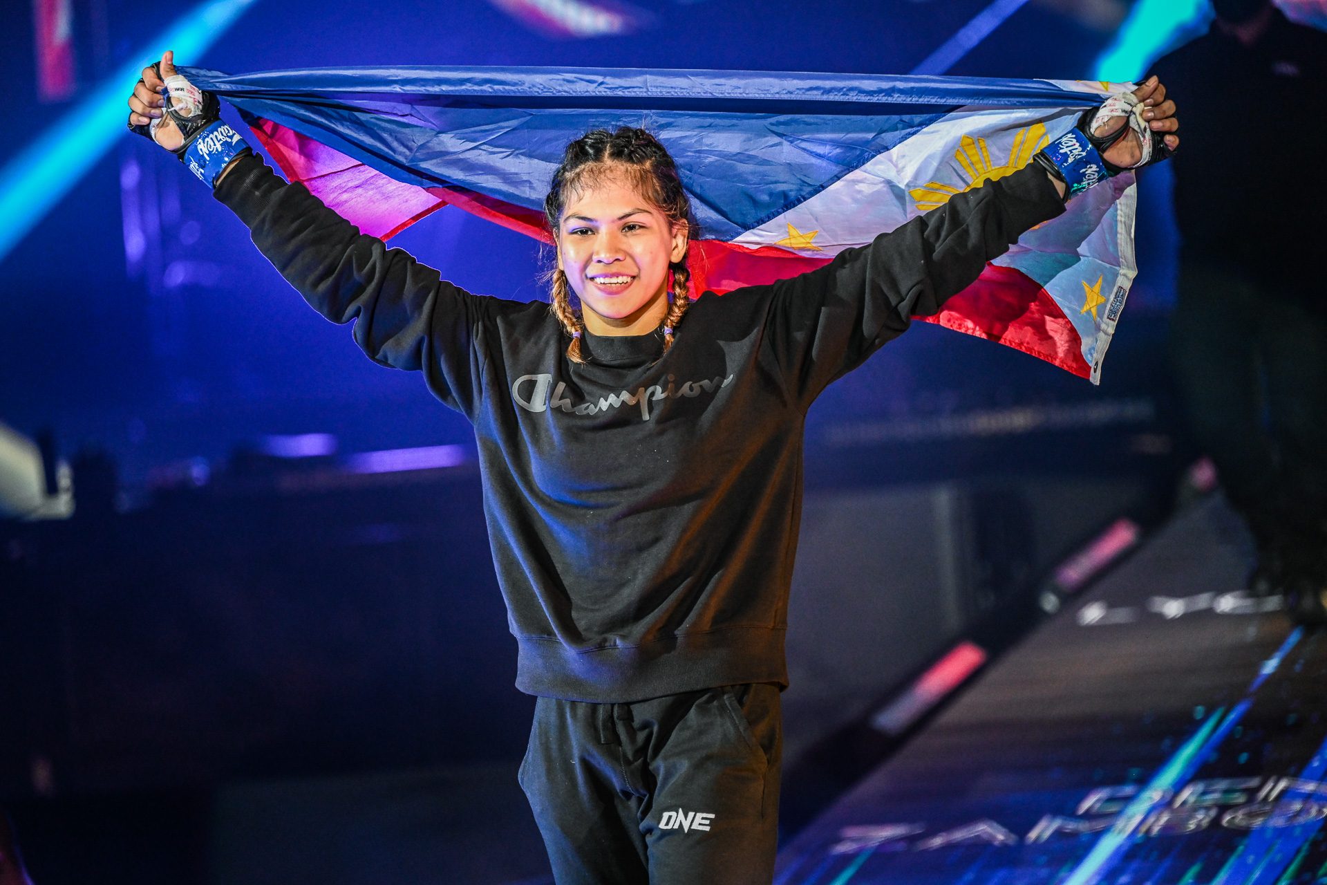 Denice Zamboanga looks to become first Filipina MMA world champion