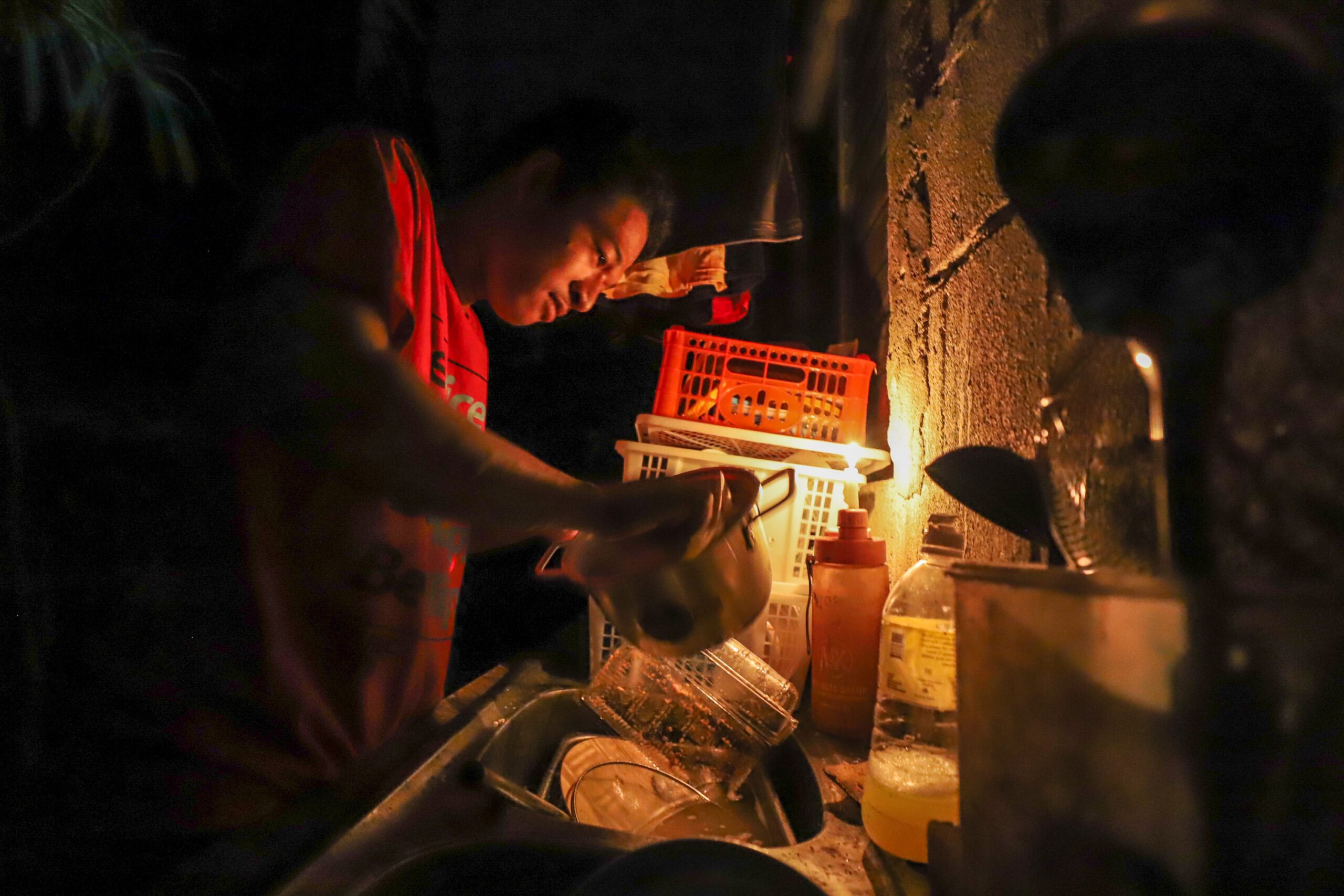 LGUs, businesses call for probe into Western Visayas blackout