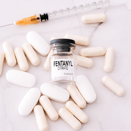 Fentanyl facts: What are its side effects and overdose symptoms?