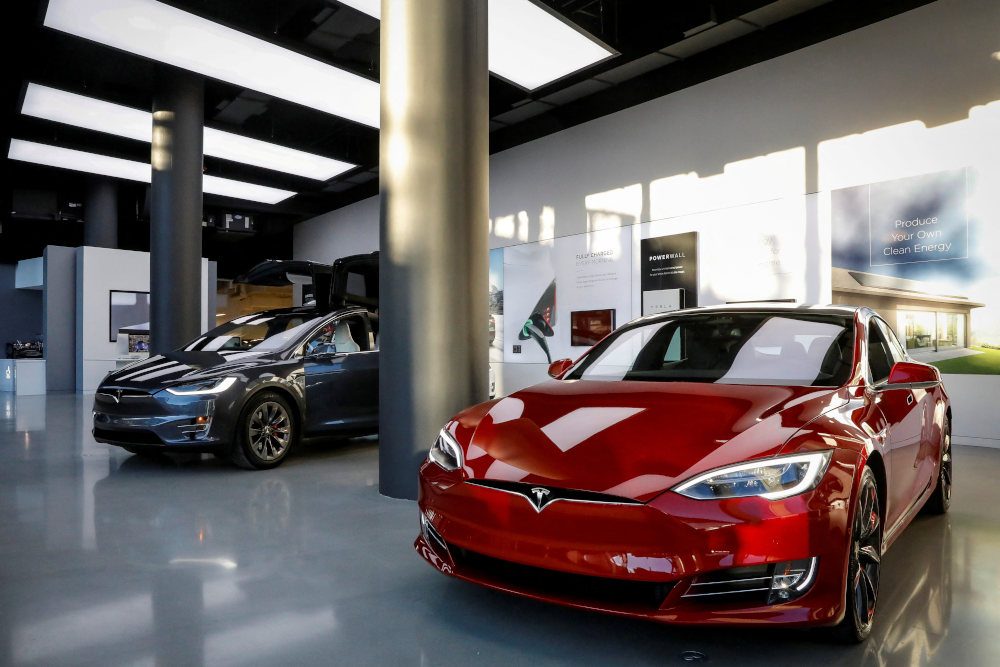Tesla plans to start building next-generation vehicles in mid-2025 – sources
