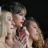 Taylor Swift donates $100,000 to family of slain Kansas City Chiefs fan