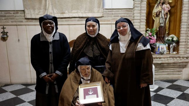The last 4 nuns of a Spanish convent seek sisters to keep it open