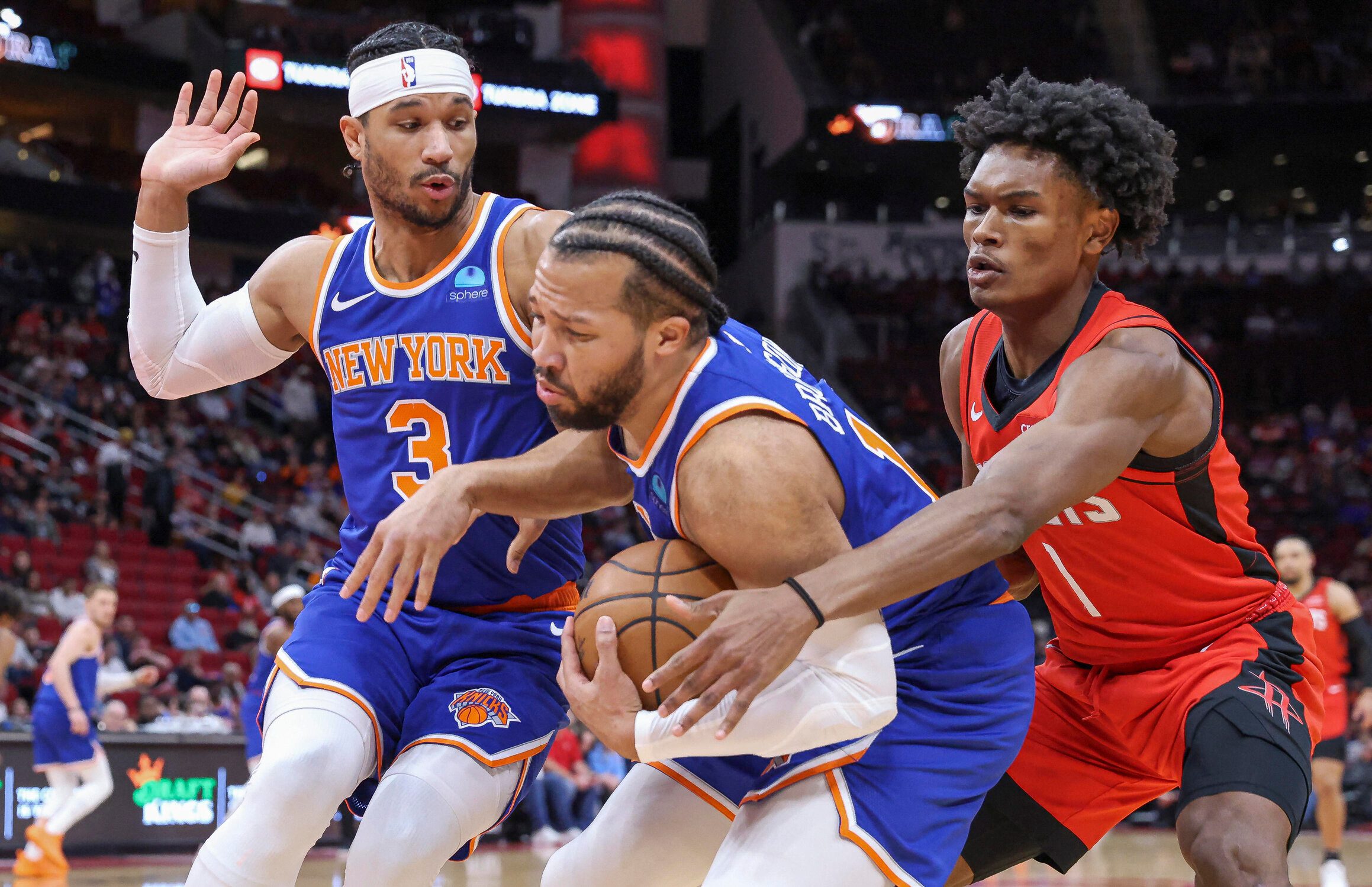 Knicks filing protest over last-second foul call in loss to Rockets – report
