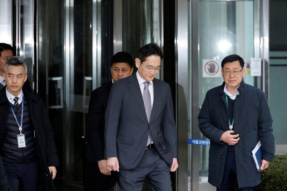 Samsung chief Lee cleared of charges in 2015 merger case