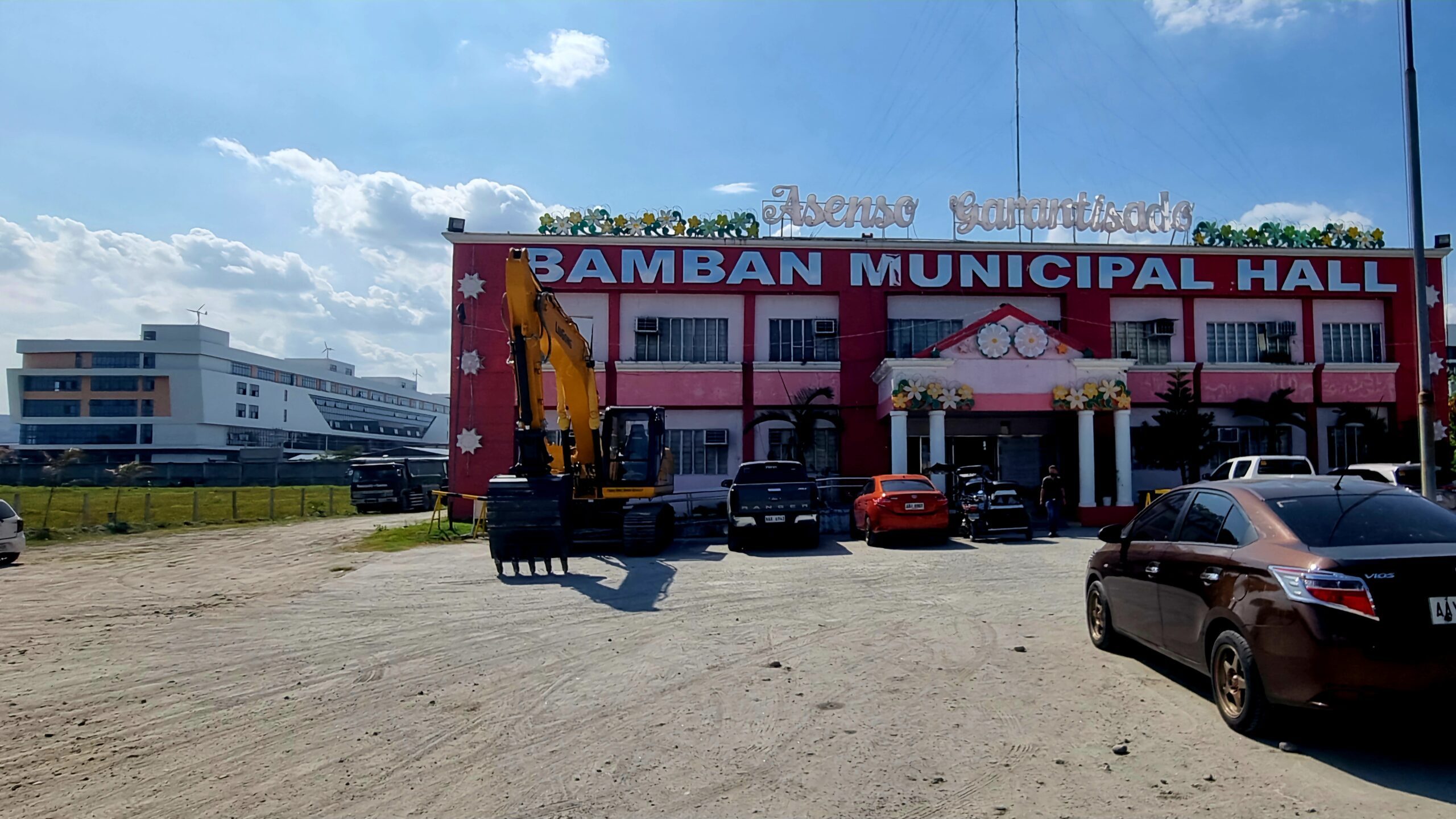Bamban mayor linked to raided POGO in Tarlac