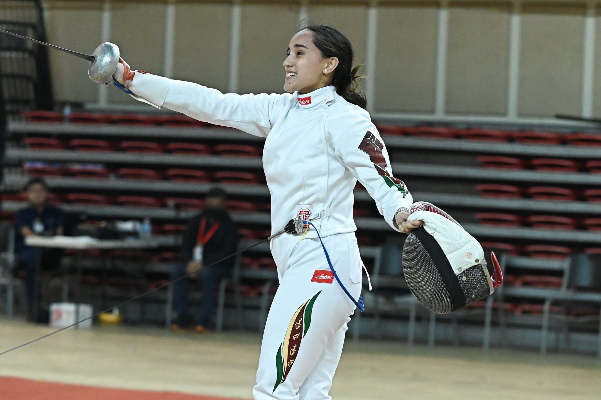 Fencing royalty Juliana Gomez defends UAAP epee throne
