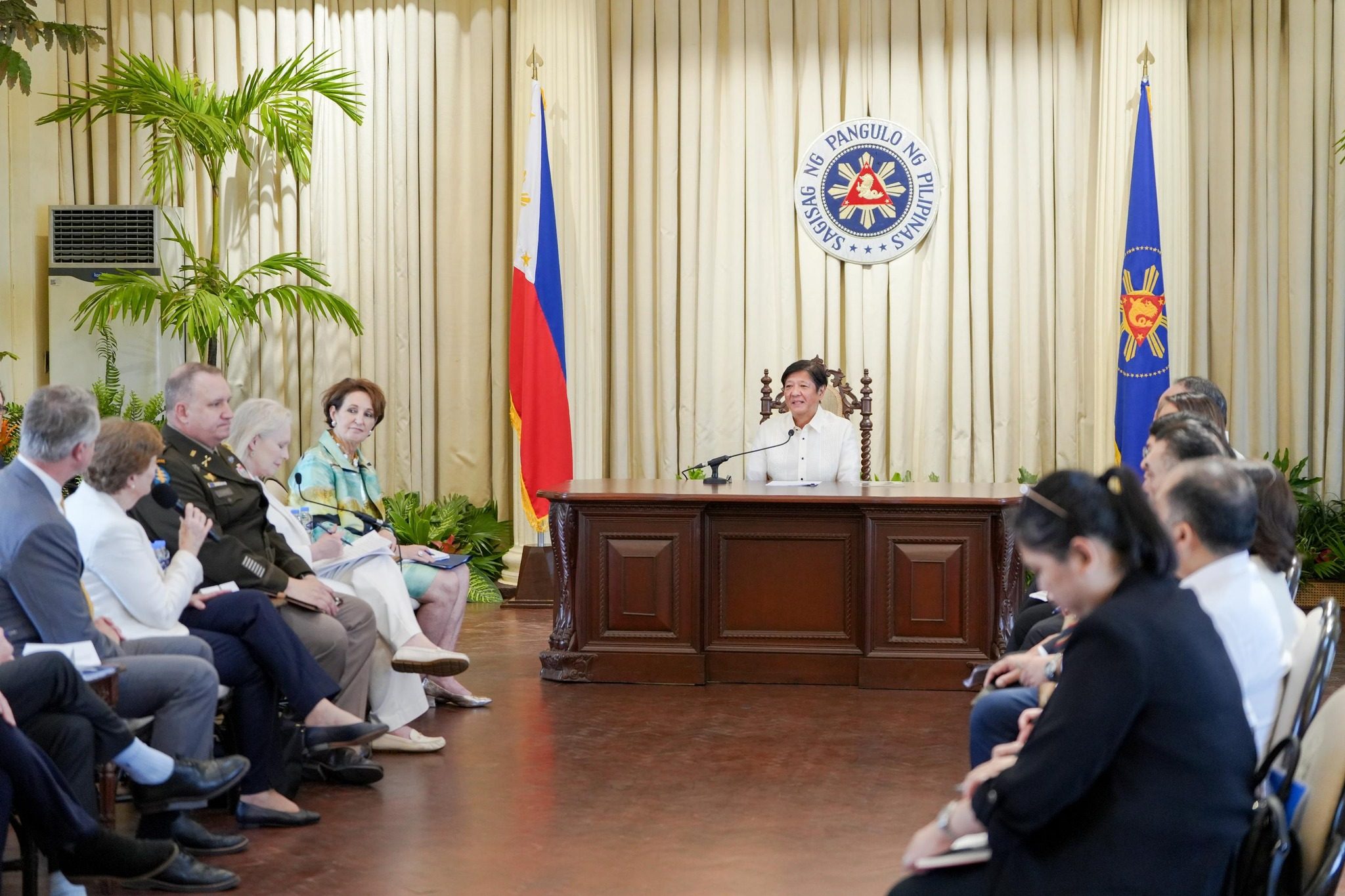 In Malacañang visit, US lawmakers affirm support for PH as row with China worsens