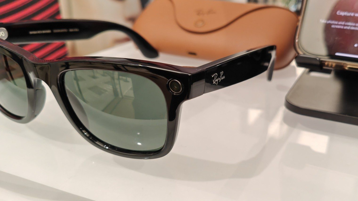 Distributor clarifies Ray-Ban Meta Smart Glasses not in the Philippines yet