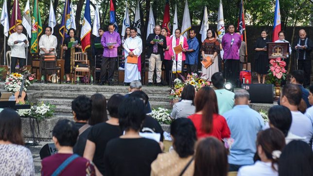 Christian churches pray for Easter hope despite problems under Marcos