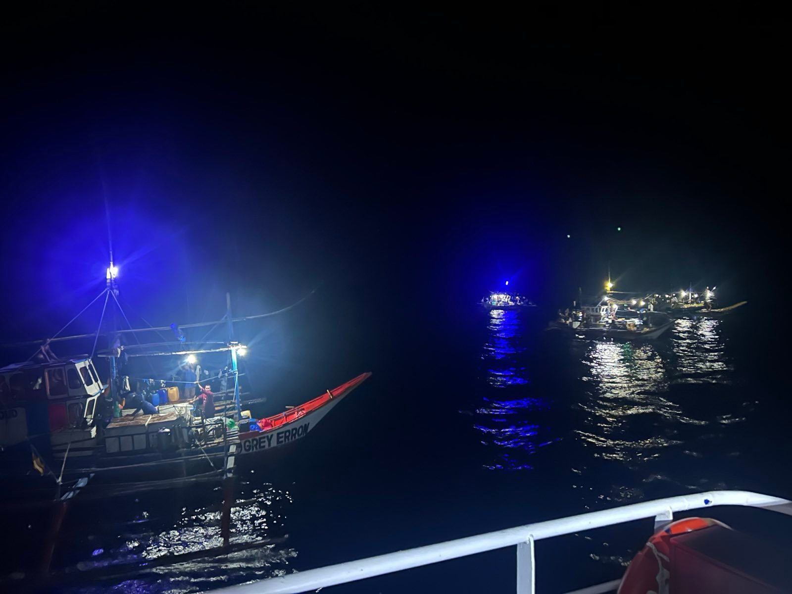 IN PHOTOS: After China’s water cannons, BFAR brings supplies to fisherfolk in Bajo de Masinloc
