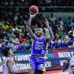 Calvin Abueva suspended, fined over dirty finger incident