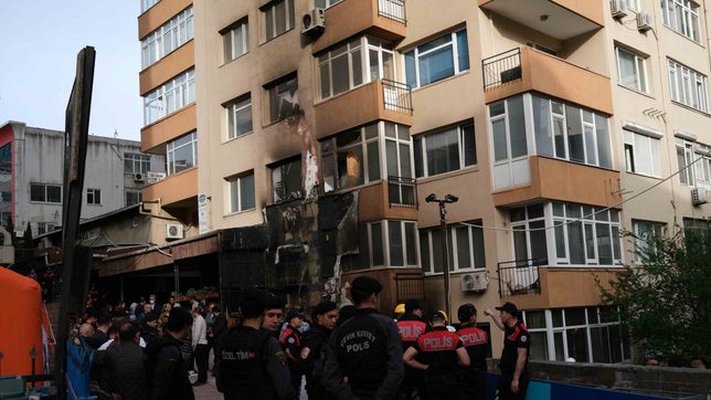 Daytime fire kills 29 at Istanbul nightclub