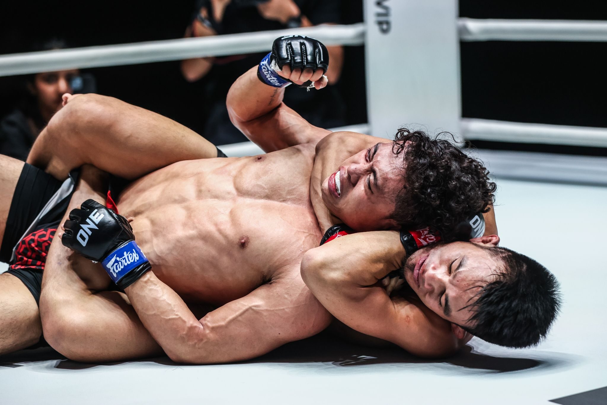 Rousing return: Pacatiw delivers statement win in MMA comeback