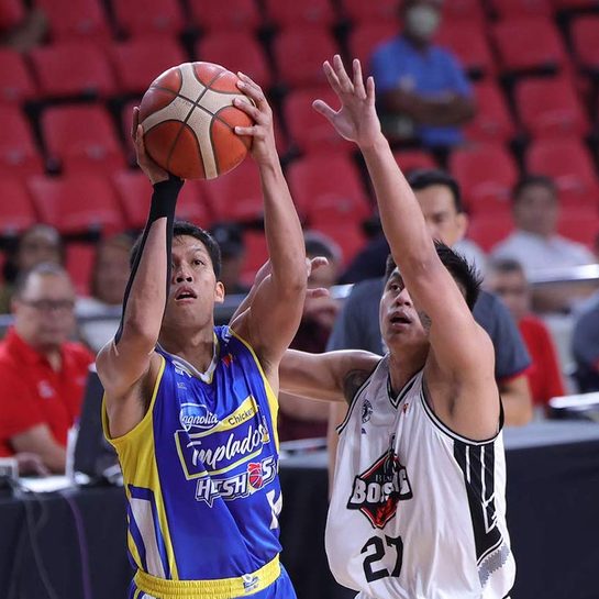 Barroca continues to defy father time as Magnolia wins 3 in a row