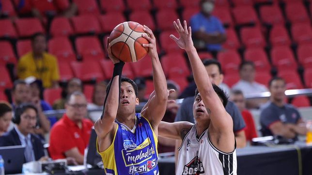 Barroca continues to defy Father Time as Magnolia wins 3 in a row
