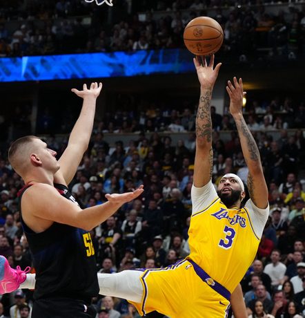 Lakers eager to solve Nuggets in Game 3
